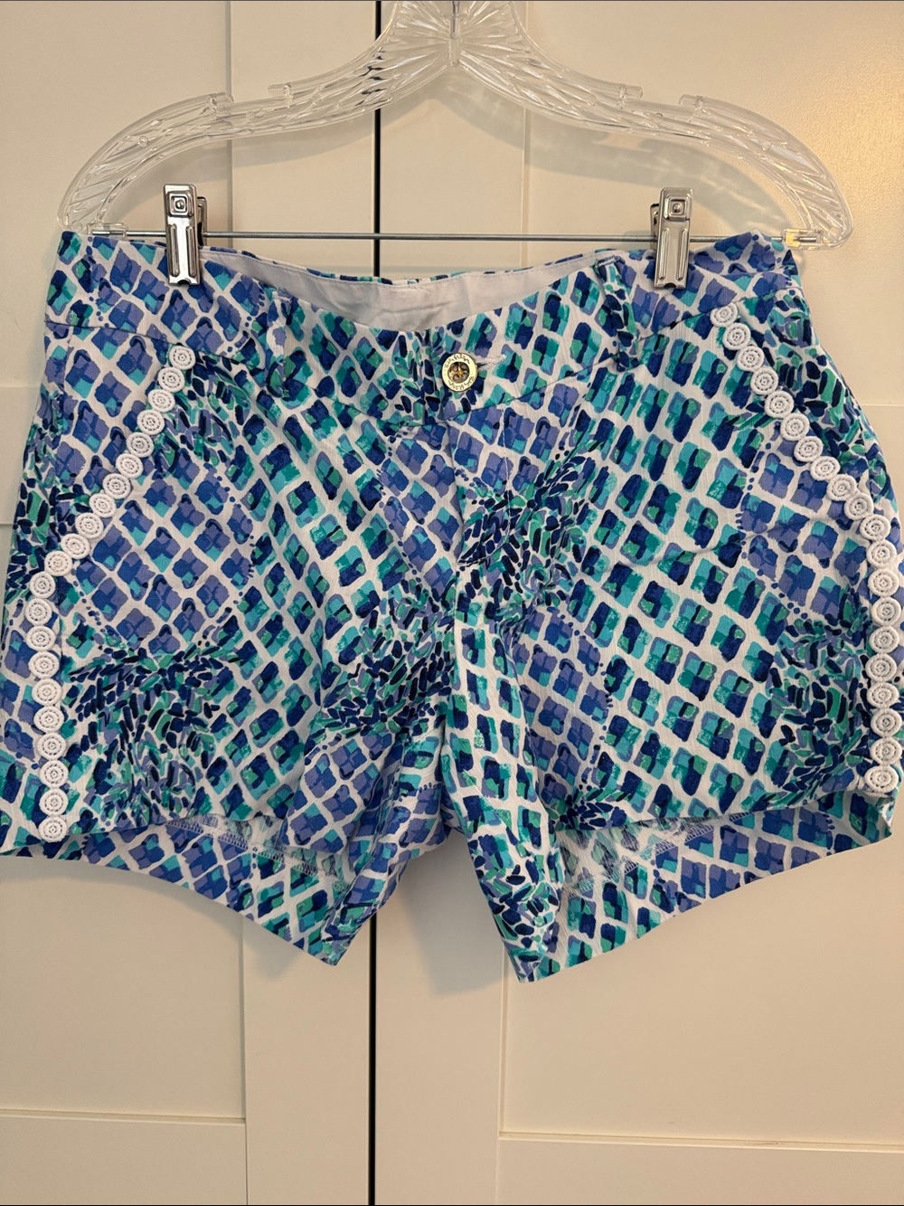 Lilly Pulitzer Callahan Shorts in White & Blue with white lace Trim